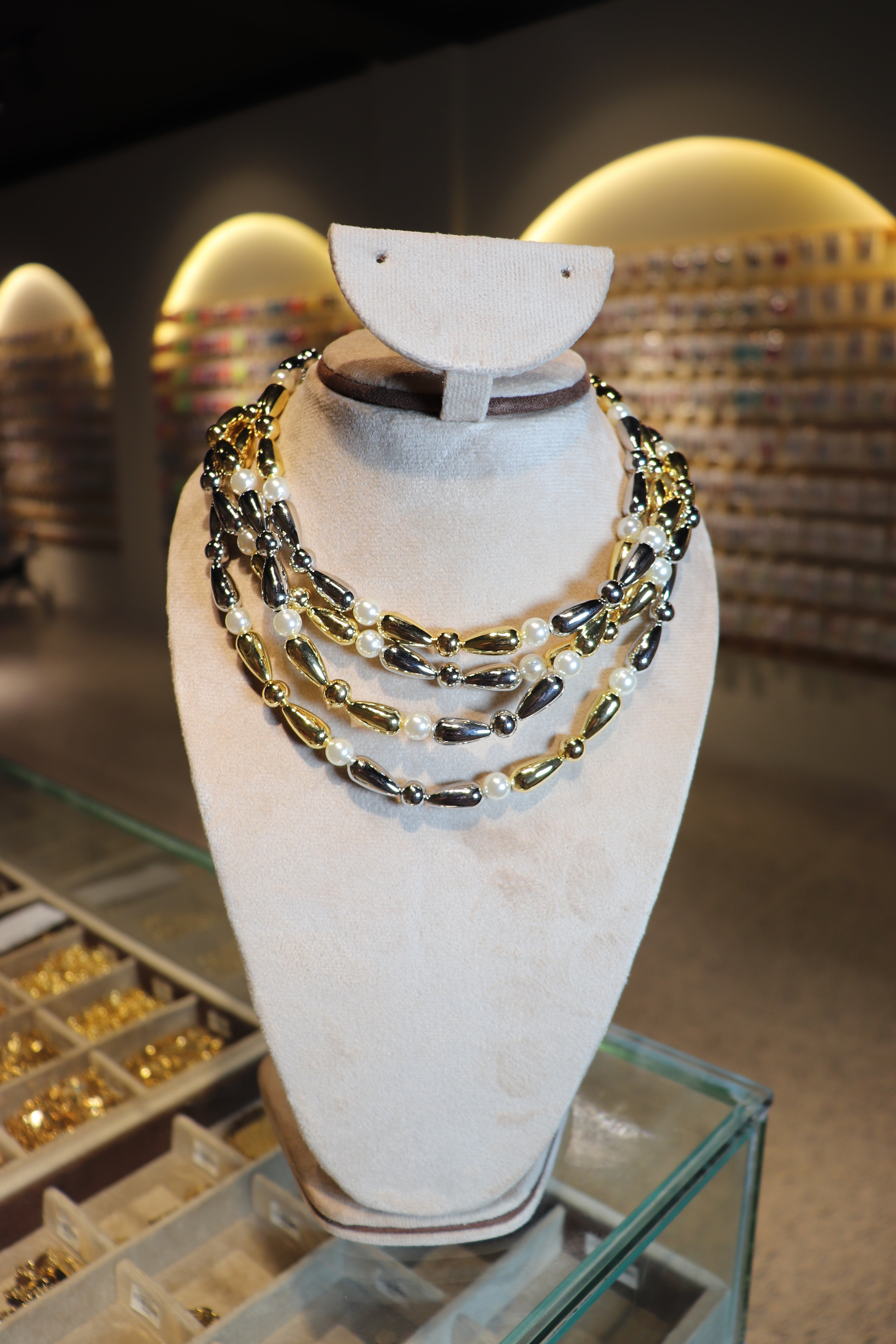Collar con perlas