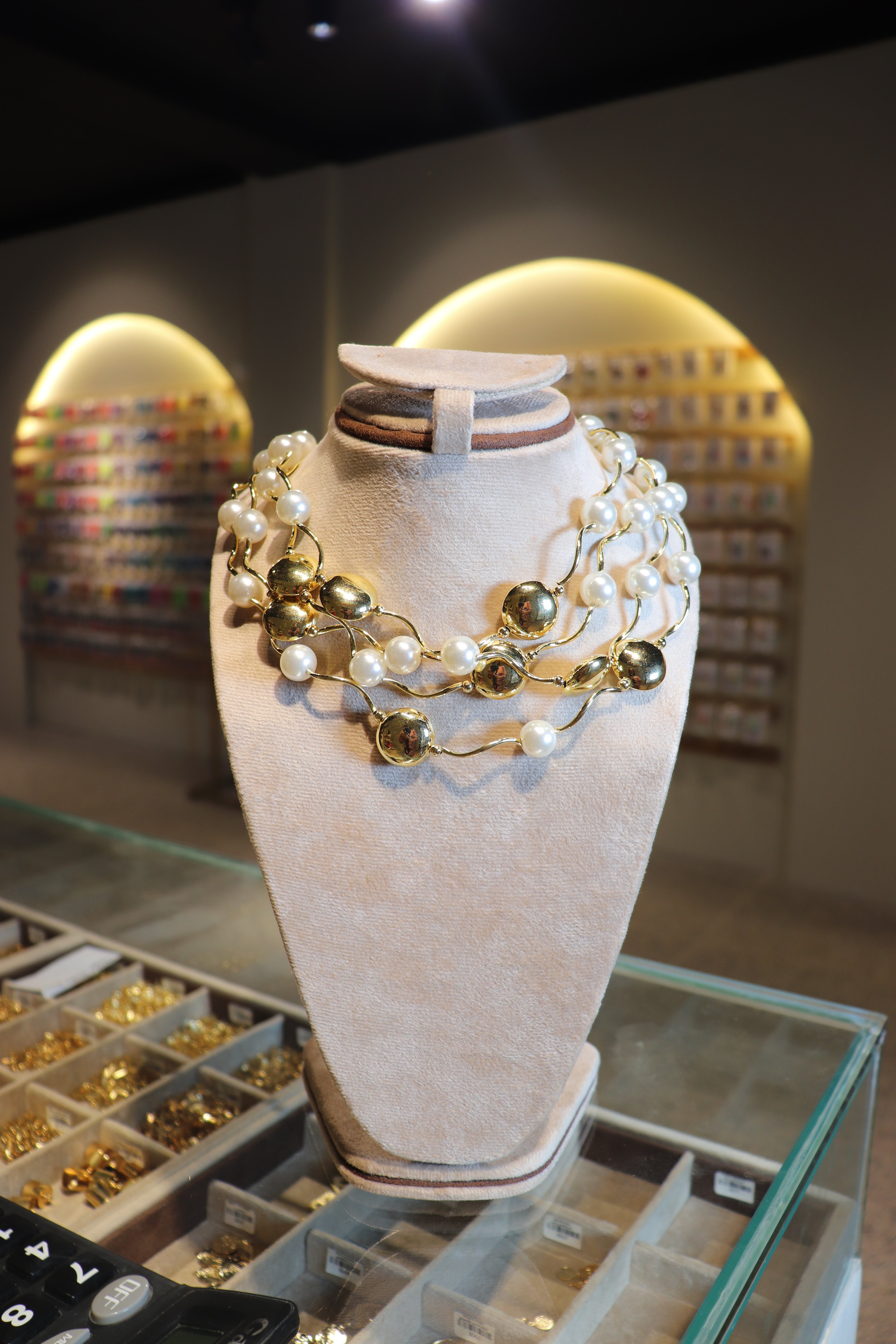 Collar con perlas
