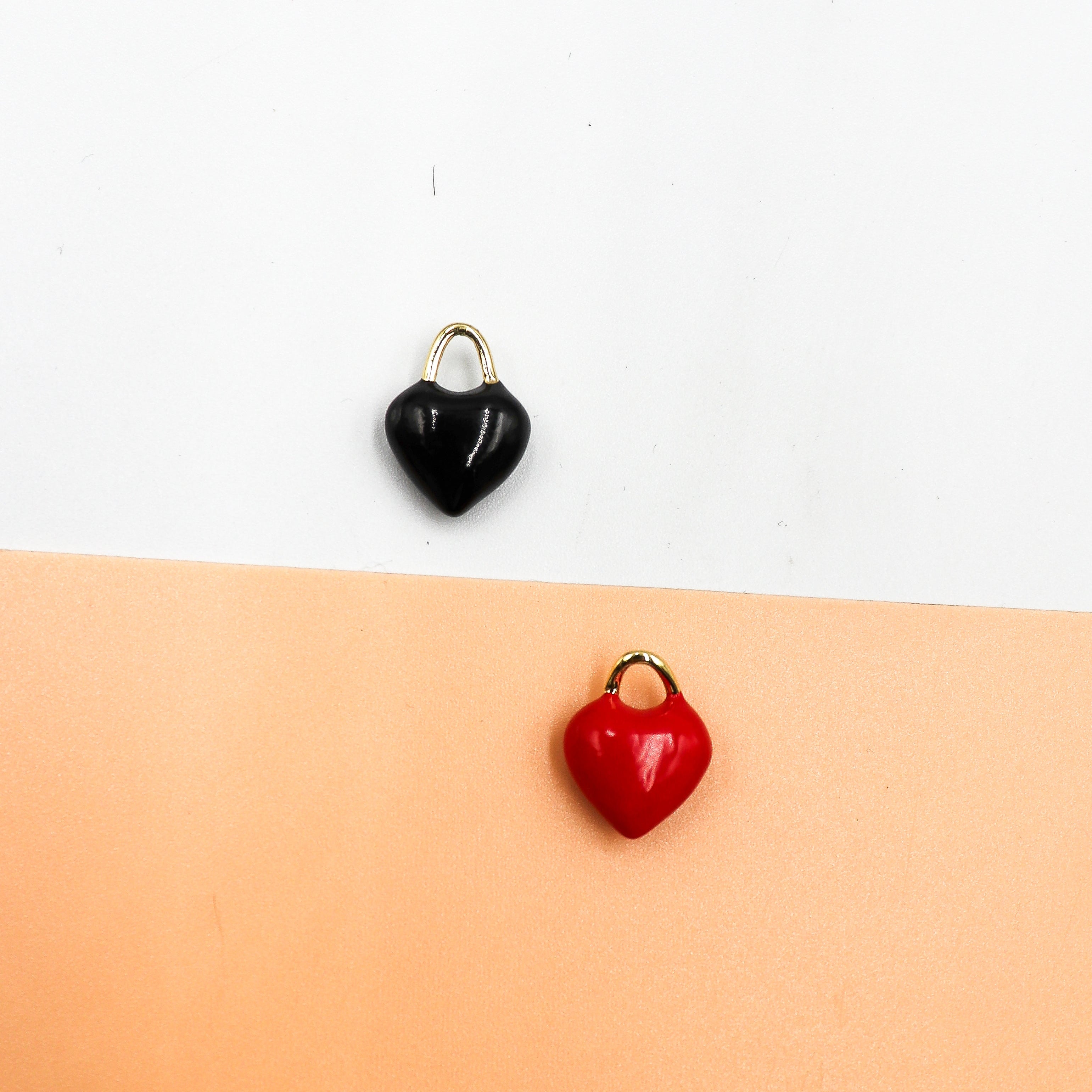 Dije Corazón rojo y negro