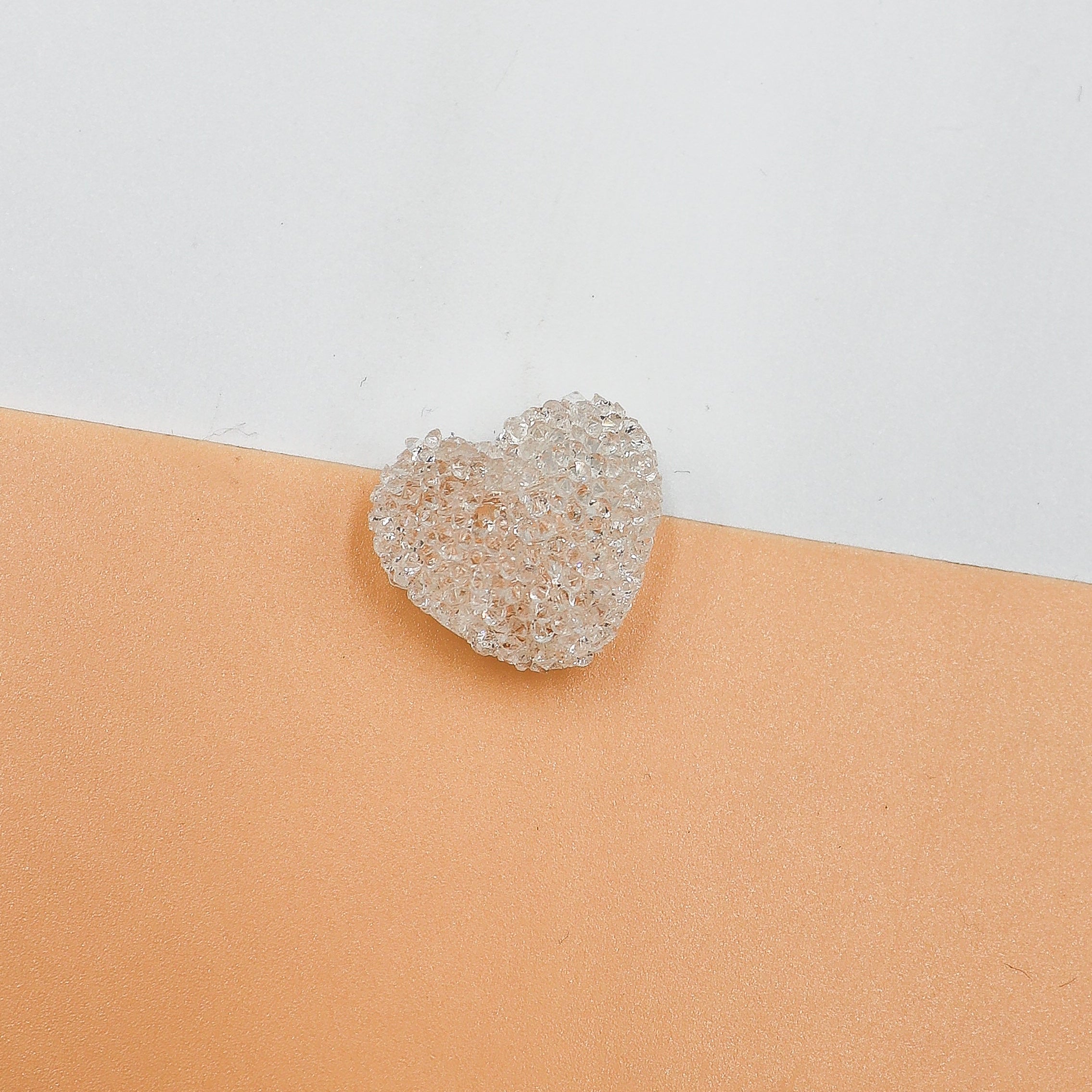 Pasador corazón de acrilico